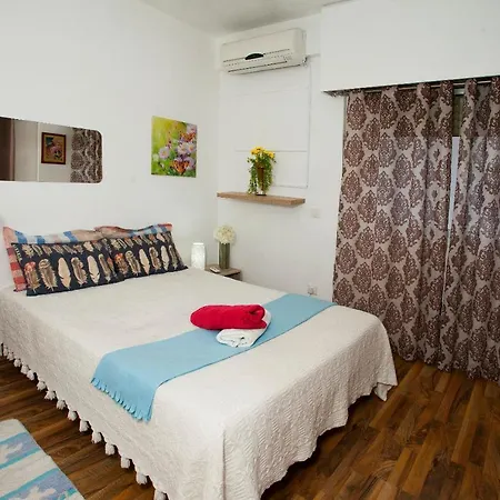 Apartment Nefeli Sea Side, Boutique *