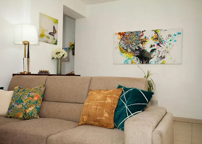 Nefeli Sea Side, Boutique * Limisso