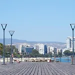 Nefeli Sea Side, Boutique 利马索尔