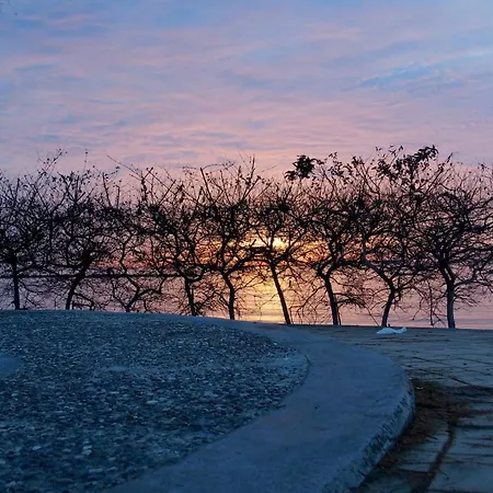 Apartment Nefeli Sea Side, Boutique Limassol