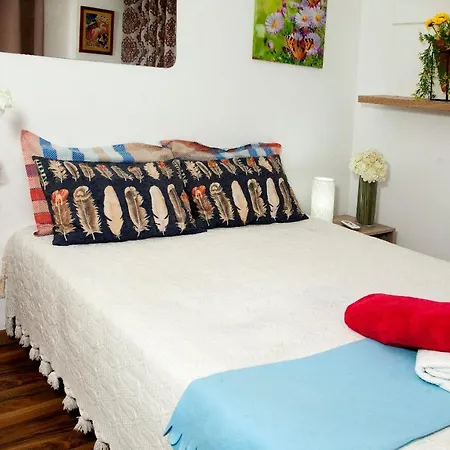 Nefeli Sea Side, Boutique Lemesos