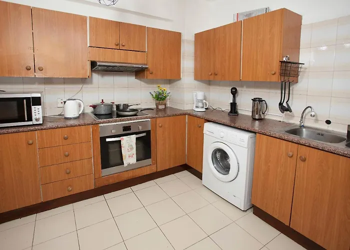 Nefeli Sea Side, Boutique * 레메소스