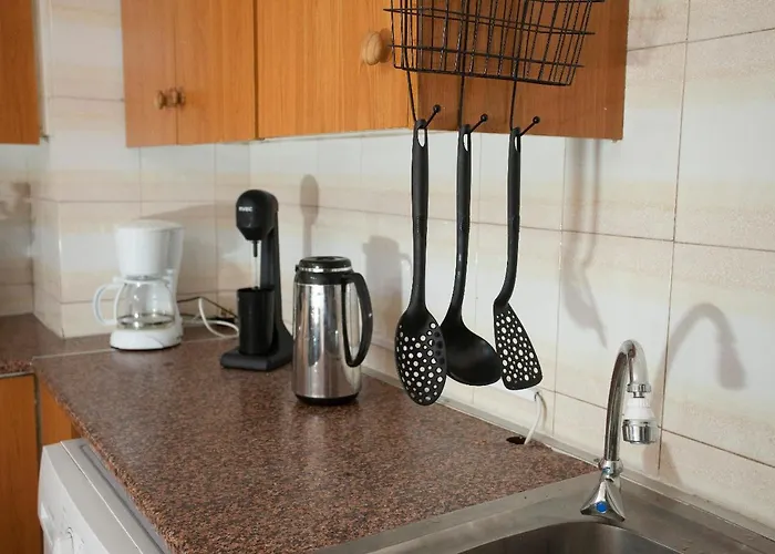 Nefeli Sea Side, Boutique