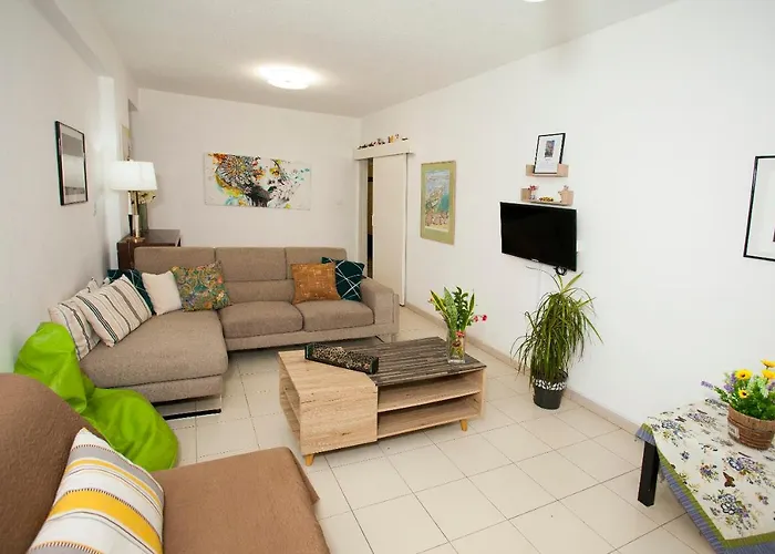 Nefeli Sea Side, Boutique Apartmán *