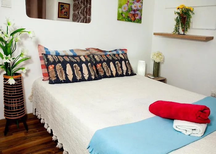 Nefeli Sea Side, Boutique 레메소스