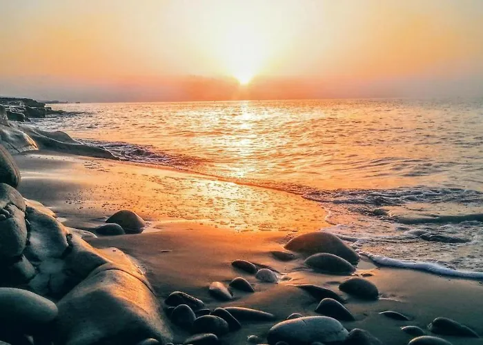 Nefeli Sea Side, Boutique